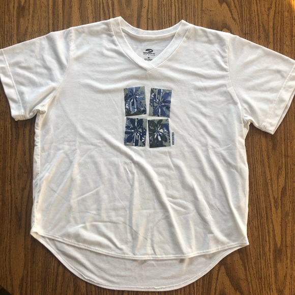 UNDER ARMOUR BOOKS ASICS Bundle- 3 Size Medium Athletic Tops - Picture 2 of 16